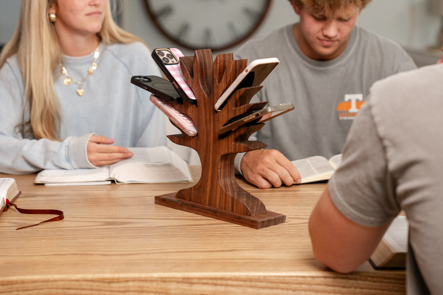 Phone Tree Mini - Walnut